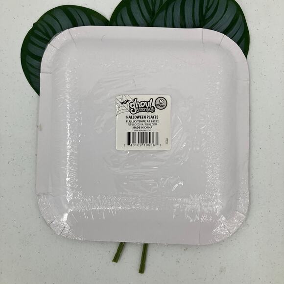 Ghoul Essentials Square Black Orange Halloween Boo Bat Party Paper Dinner Plates - Picture 3 of 3